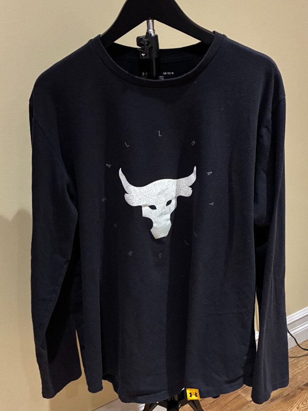 Men's Under Armour Rock Brahma Bull Long sleeve T-Shirt B/K Large